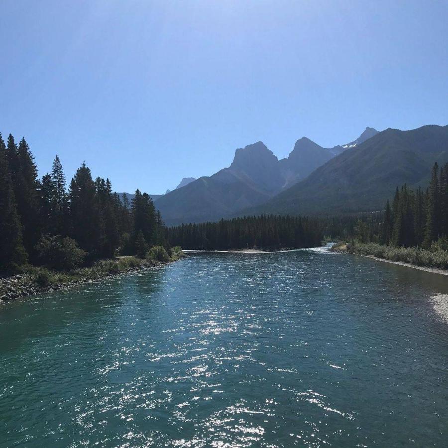 Wanna Get Away This Summer And Fall At The Crossing Canmore Kültér fotó